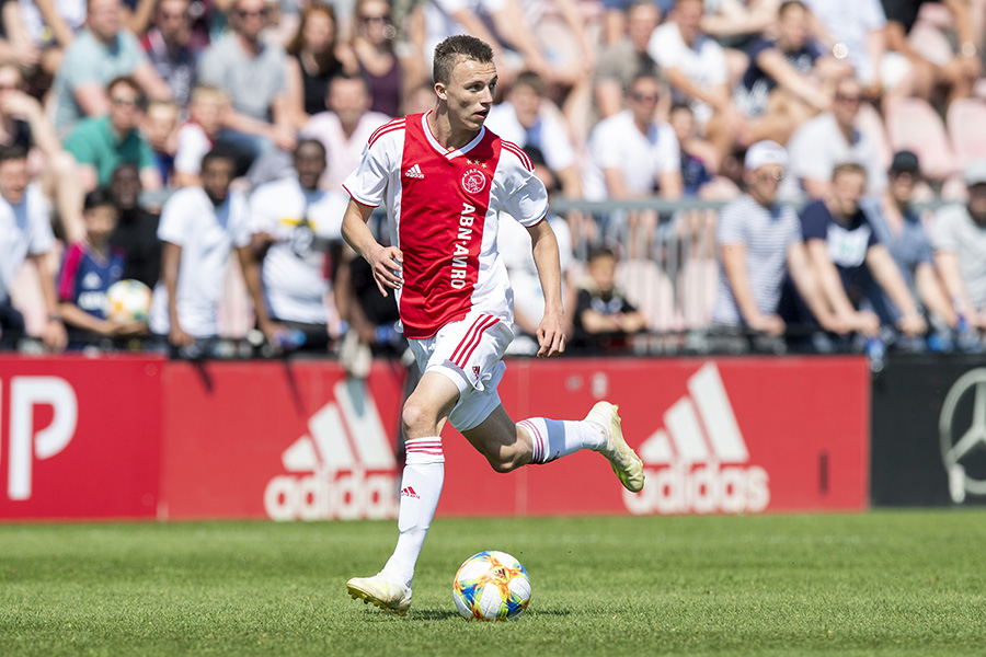 Ajax 8