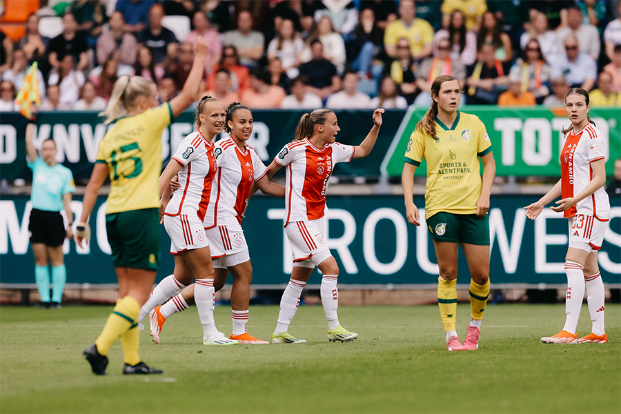 Ajaxvrouwenvierengoal