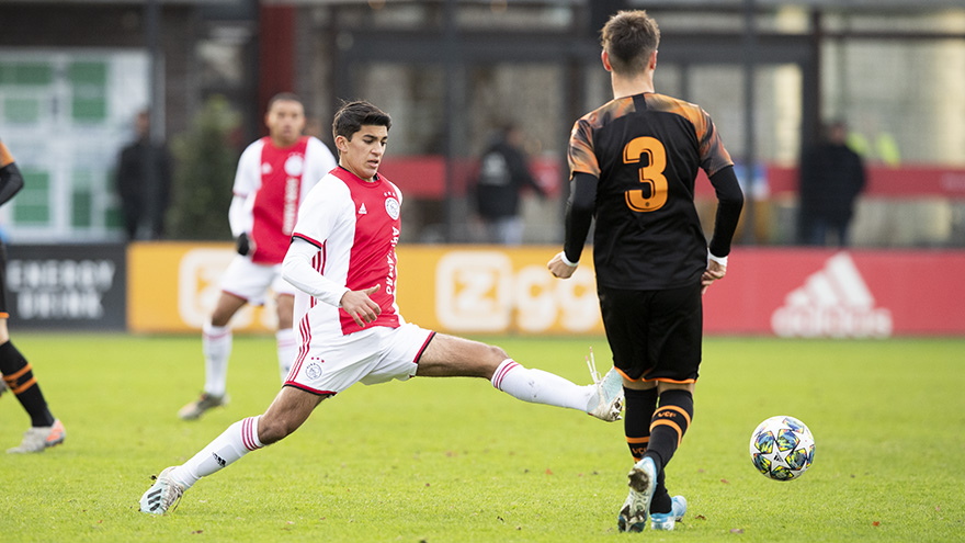 liveblog-ajax-valencia-reacties-na-pijnlijke-uitschakeling-63