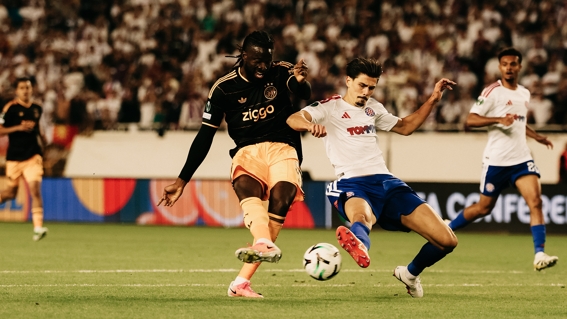 Tolu Kans Hajdukajax1920