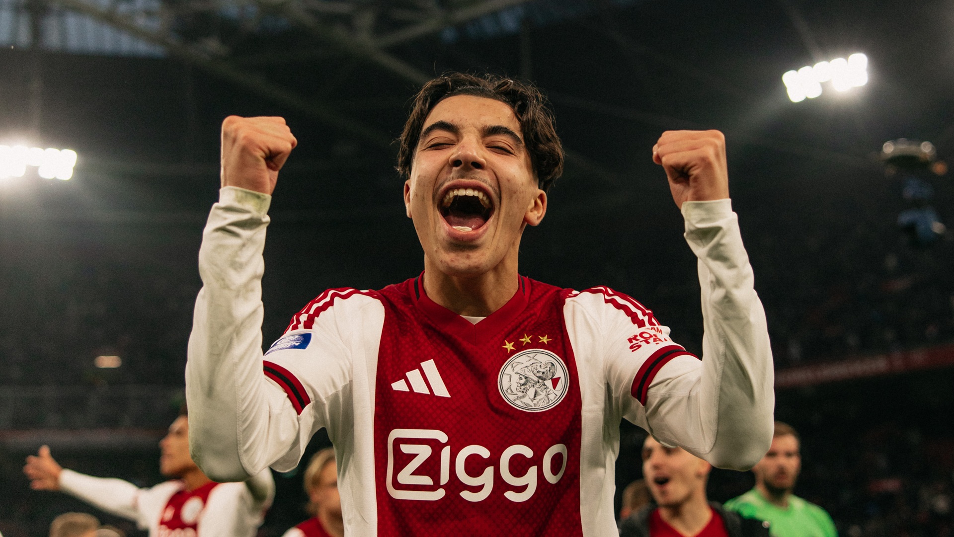 Mooie ontlading na laatste fluitsignaal van gewonnen Klassieker