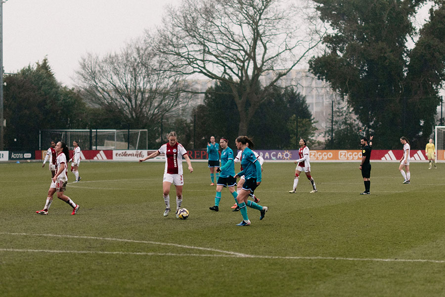 Oefenduel Ajax Vrouwen 12