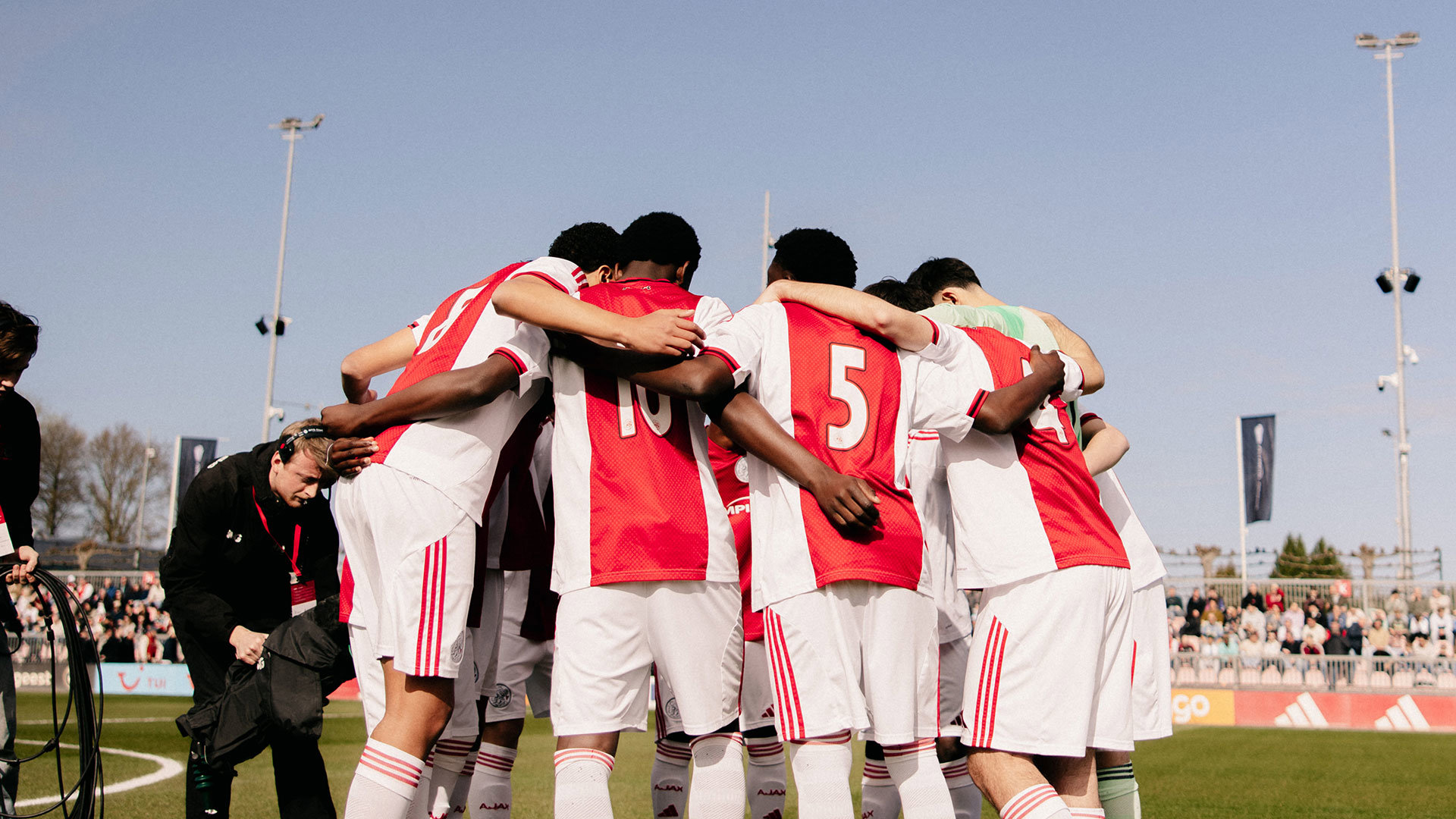 Ajax Sporting 1920 3