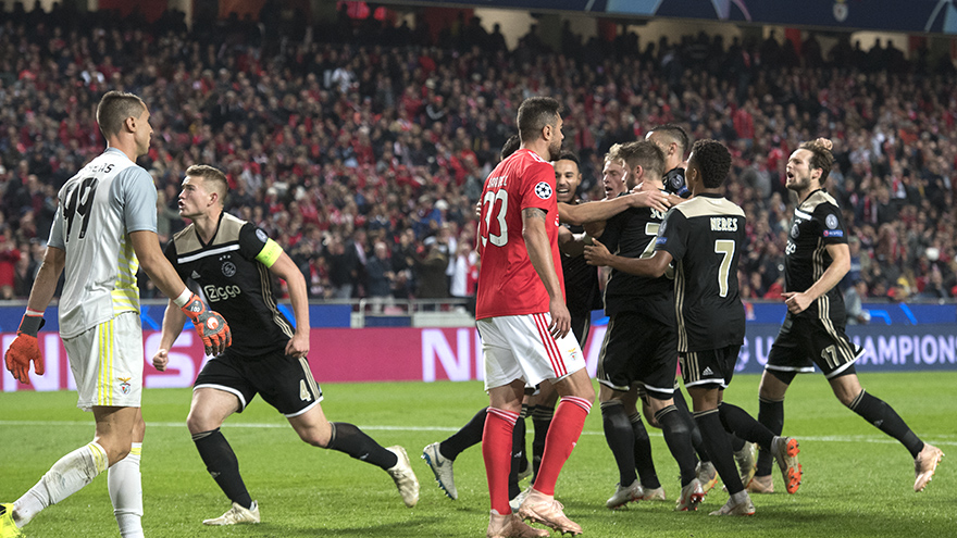 ajax-doet-goede-zaken-voor-overwintering-in-champions-league-6