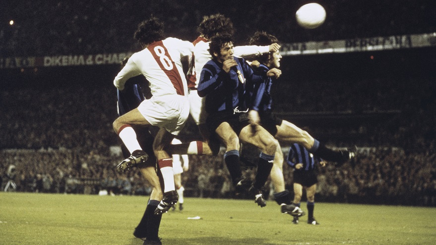 evenaart-ajax-fraai-record-uit-gouden-jaren-70-1