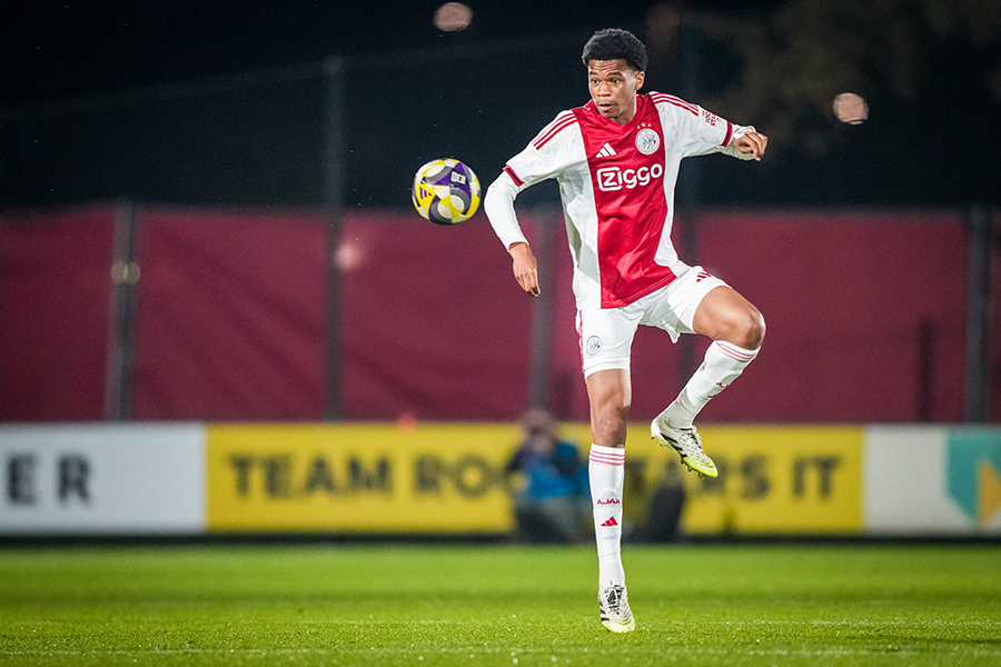 Jong Ajax Dordrecht 9