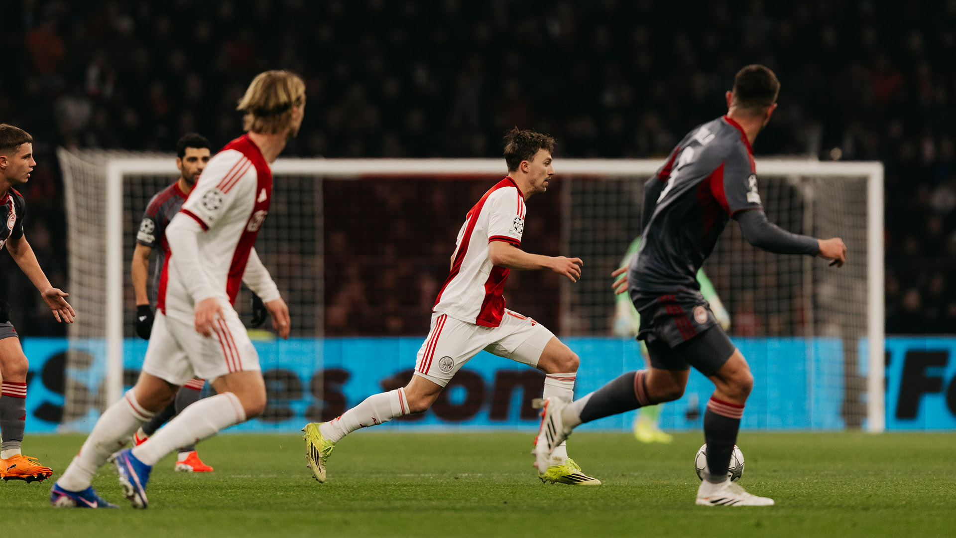 Liveblog Ajax – Olympiakos | Laatste duel in de League Phase