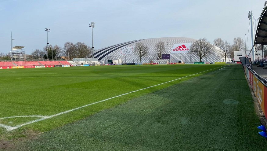 jeugdopleiding-ajax-voorlopig-gesloten