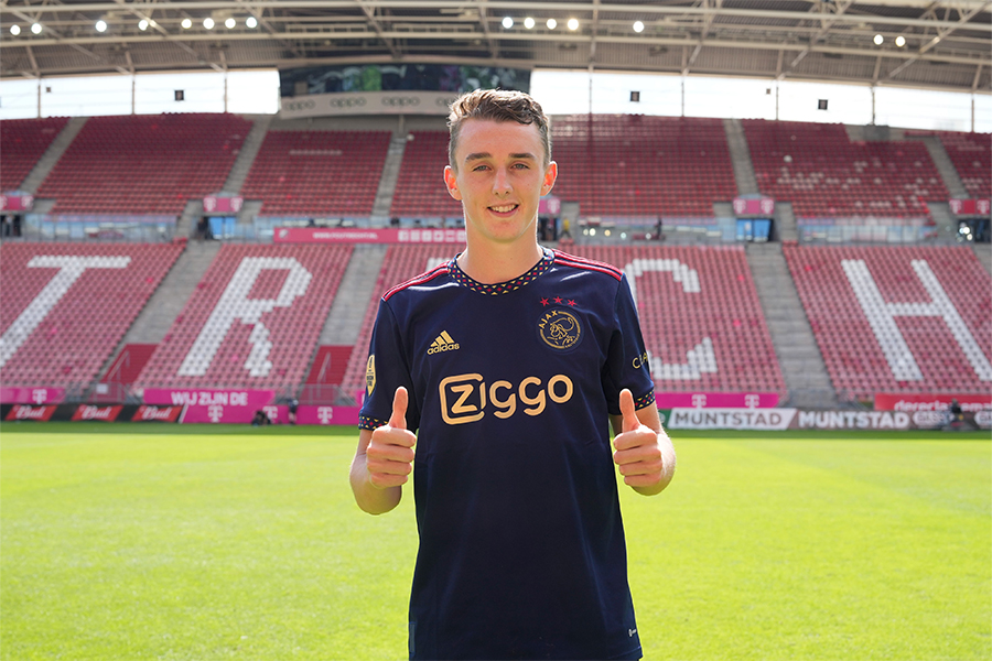 Baas Debuut 900
