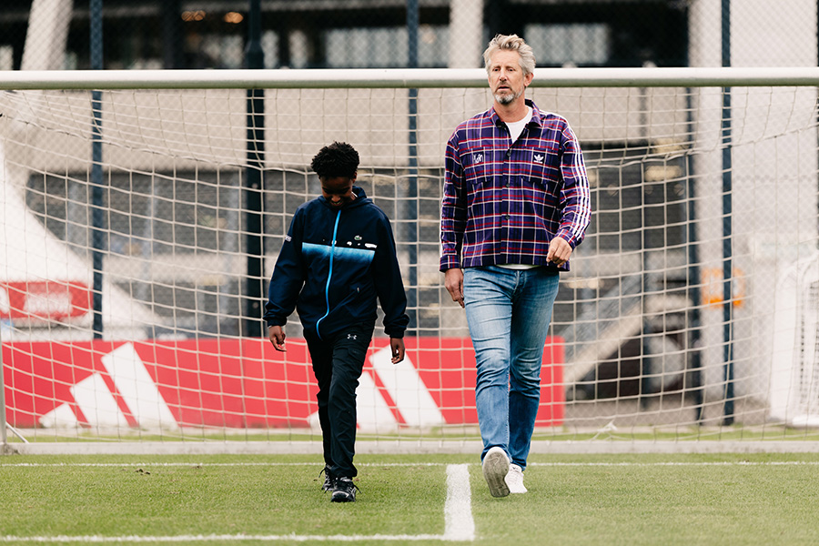 Ajax Foundation 900 12