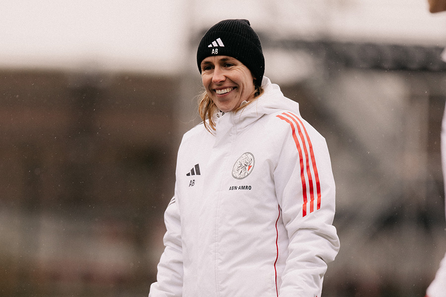 Training Ajax Vrouwen 8