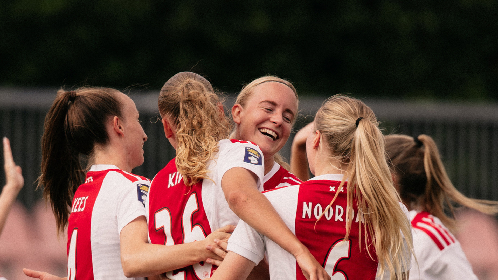 Ajax Vrouwen Header 1920