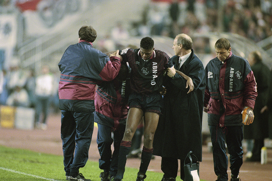 Hajduk Ajax 9495 Kluivert Blessure 900