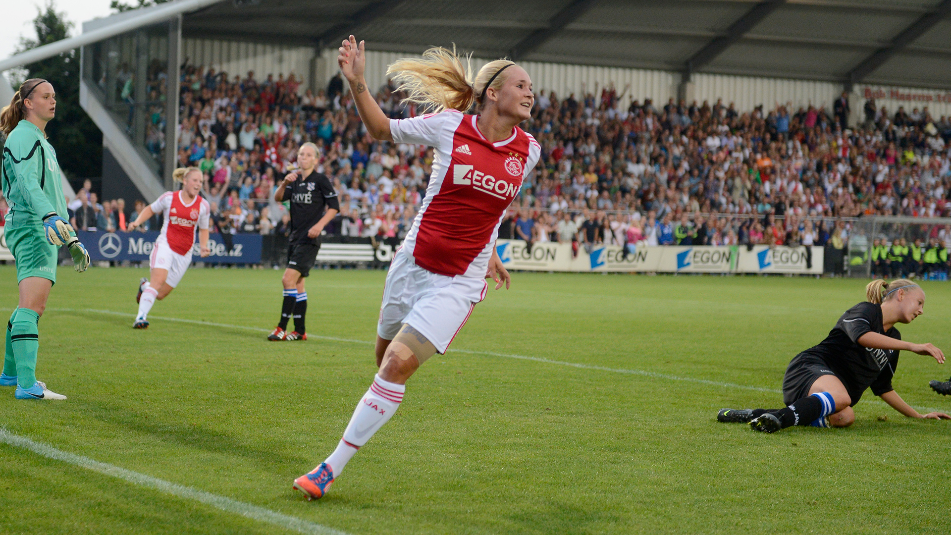 Top 10 Goals | Desiree van Lunteren