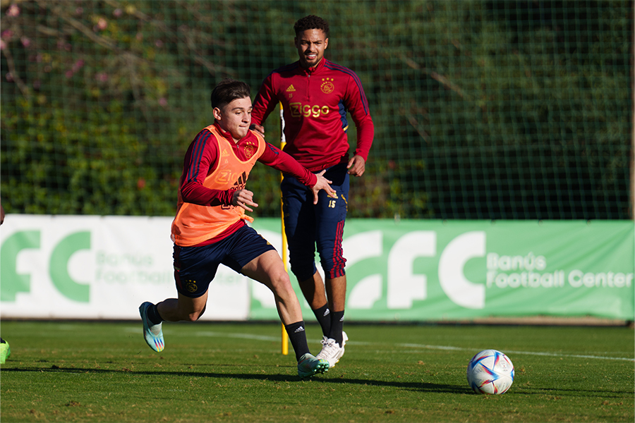 Conceicao Marbella 900