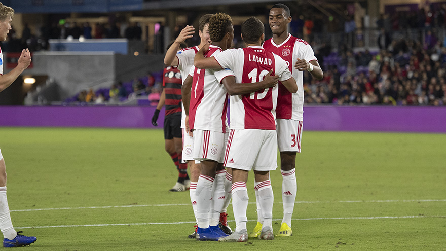 ajax-gelijk-tegen-flamengo-maar-ten-onder-in-penaltyreeks-17