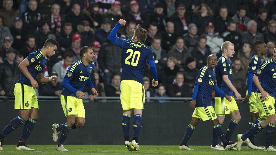 preview-i-ajax-wil-weer-eens-goede-zaken-doen-in-eindhoven-4