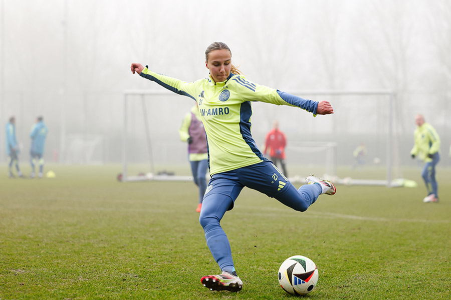 Training Ajax Vrouwen 5