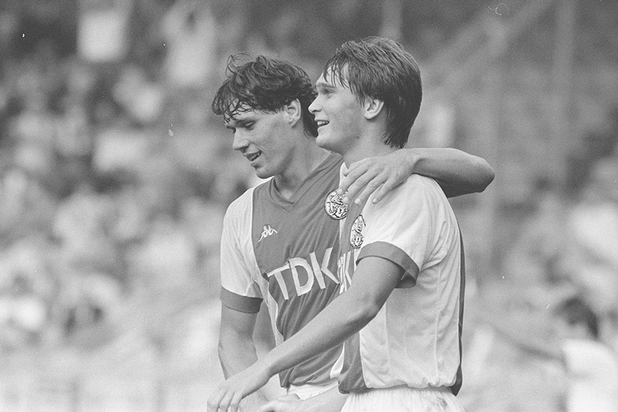 Vanbastenenbosman900