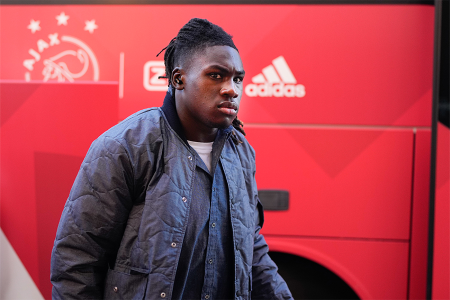 Bassey Aankomst Volendam 900