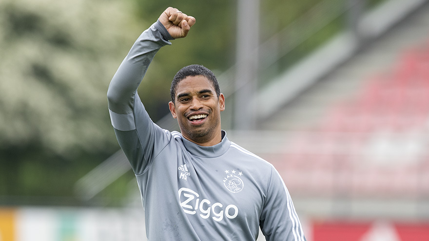 fotos-ajacieden-hervatten-training-in-drietallen-10