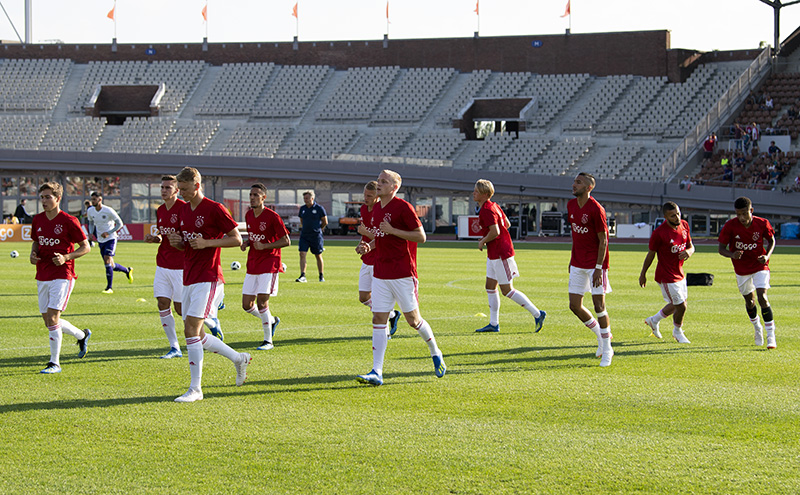 liveblog-nederlaag-ajax-anderlecht-spits-eert-nouri-14