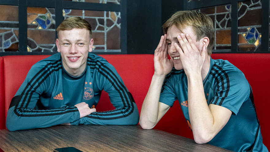 connection-de-waal-warmerdam-bespreken-alles-met-elkaar-4