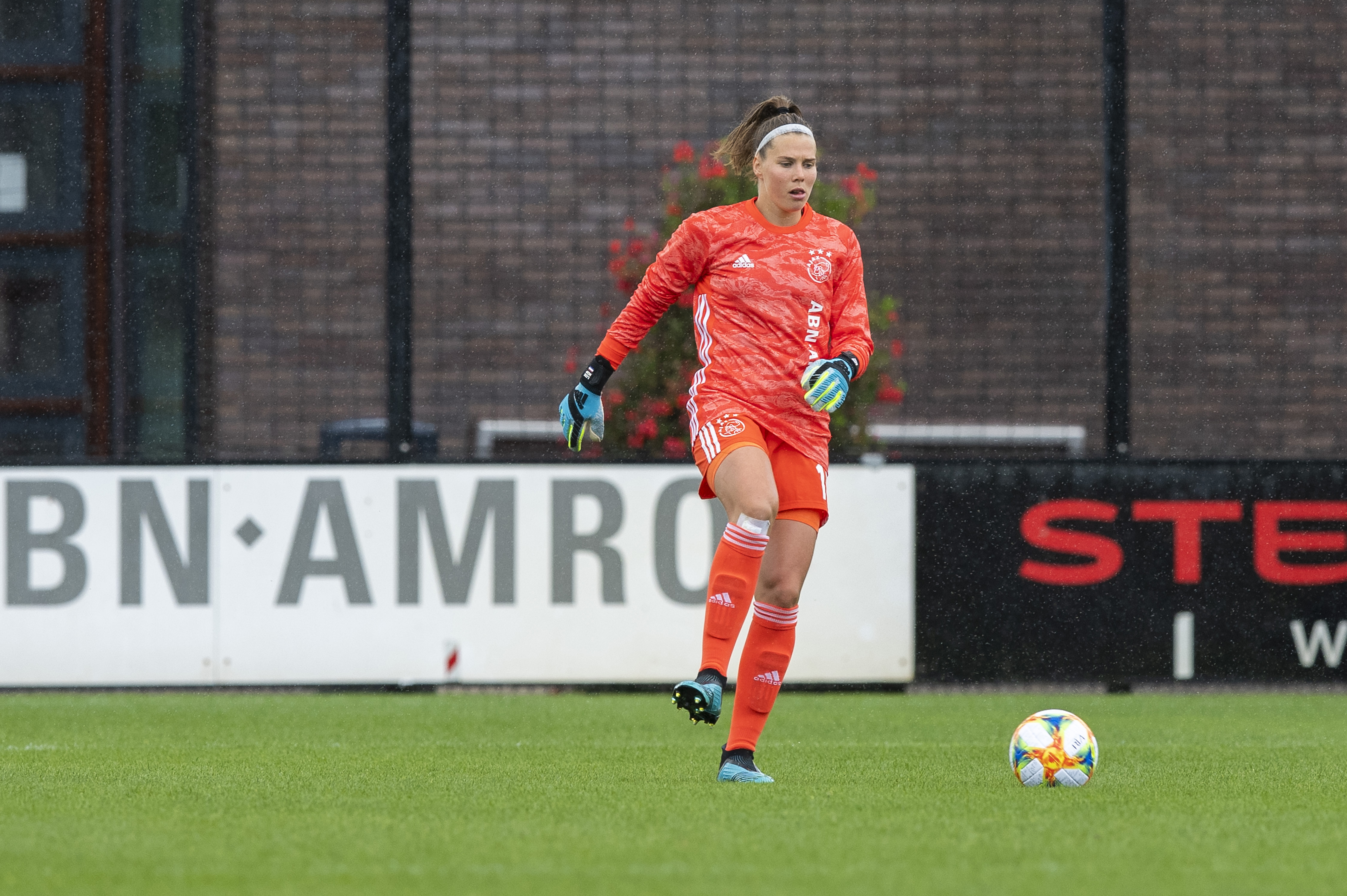 interlands-welke-ajax-vrouwen-komen-in-actie-3