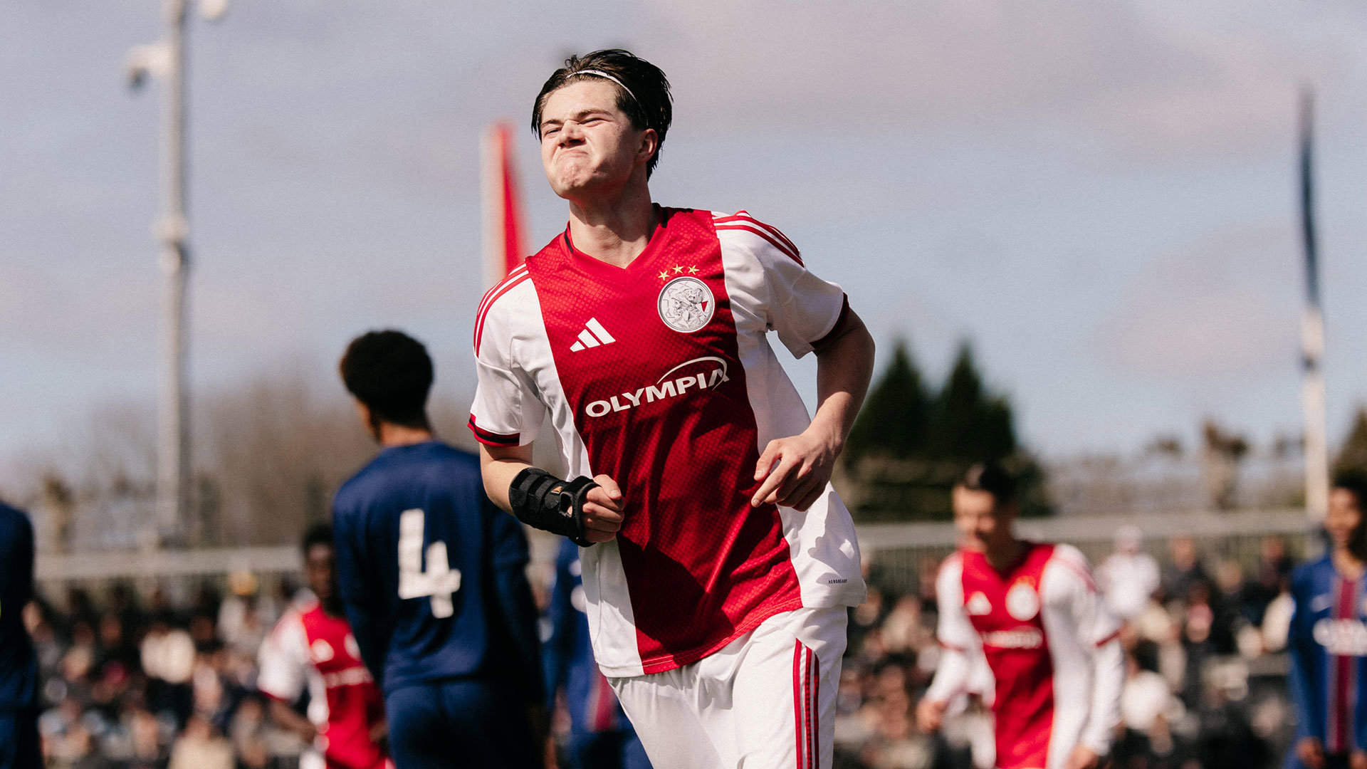 Ajax PSG 1920 Hattrick De Baat