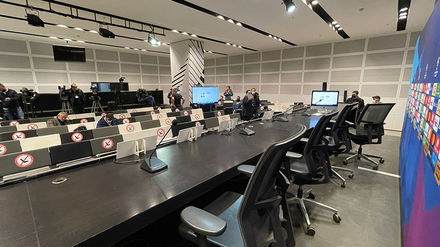 Perszaal880 3