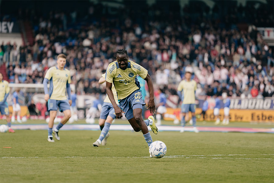 Traore Warm Up