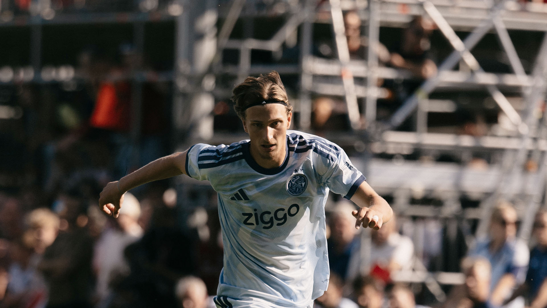 Luister naar Shelbourne FC - Ajax via Ajax Radio