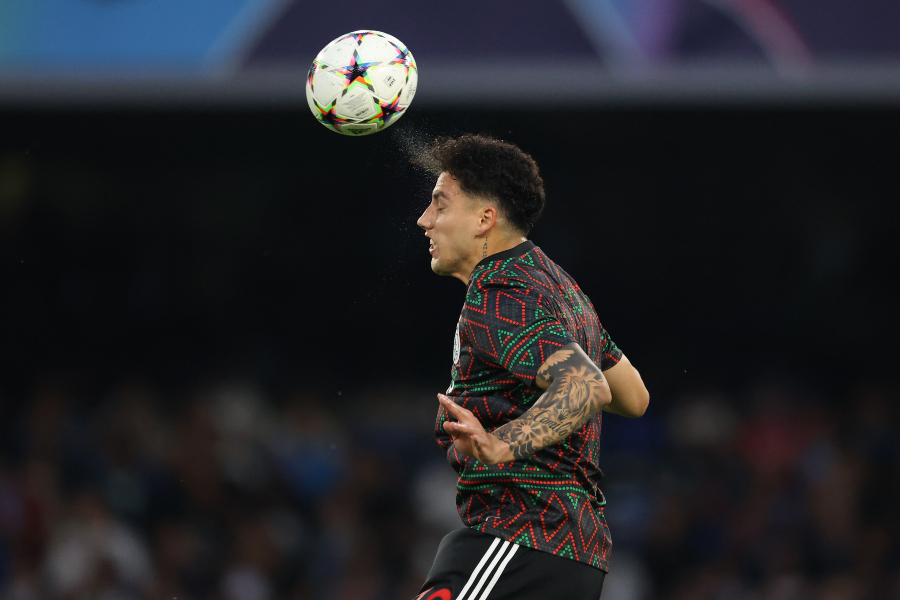 Warmingup Sanchez 900