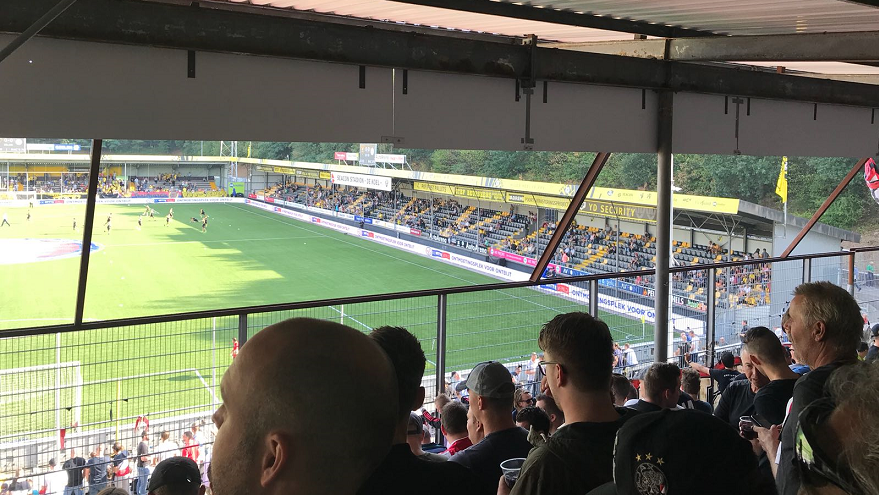 liveblog-tadic-bezorgt-stroperig-ajax-last-minute-zege-in-venlo-22