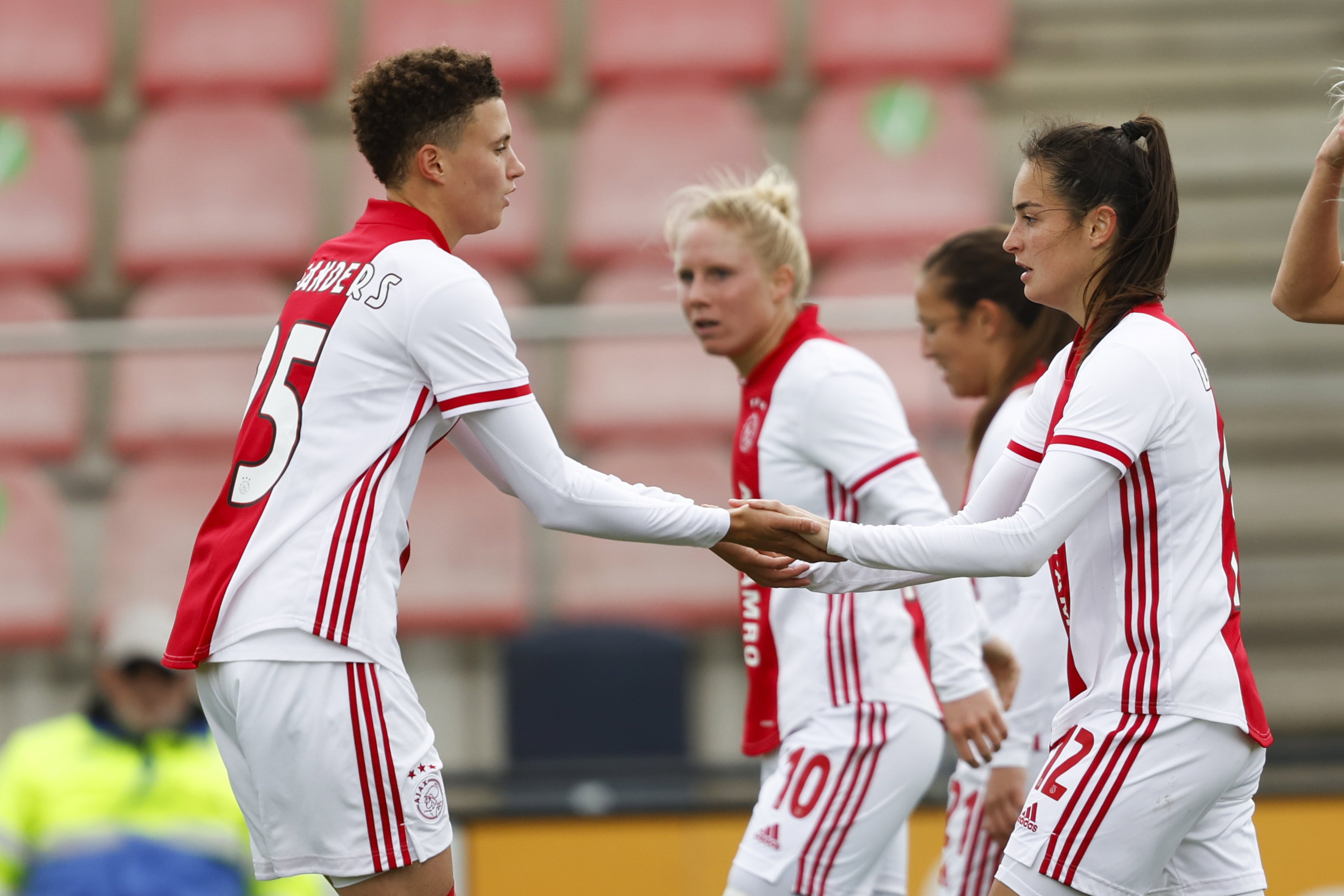 Ajax PSV (Women) 039