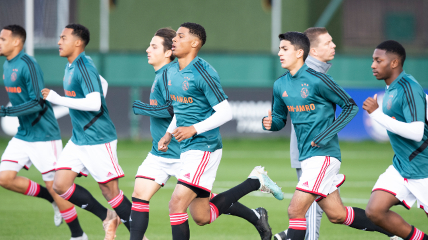 liveblog-chelsea-ajax-terug-in--76