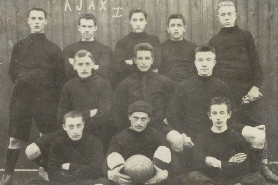 Het Eerste Ajax 1900 900