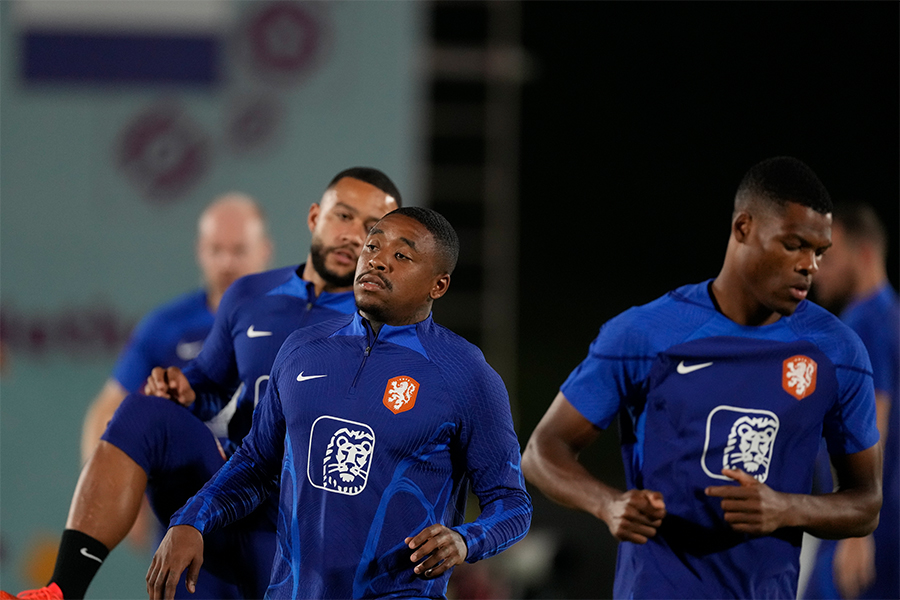 Training Bergwijn 900