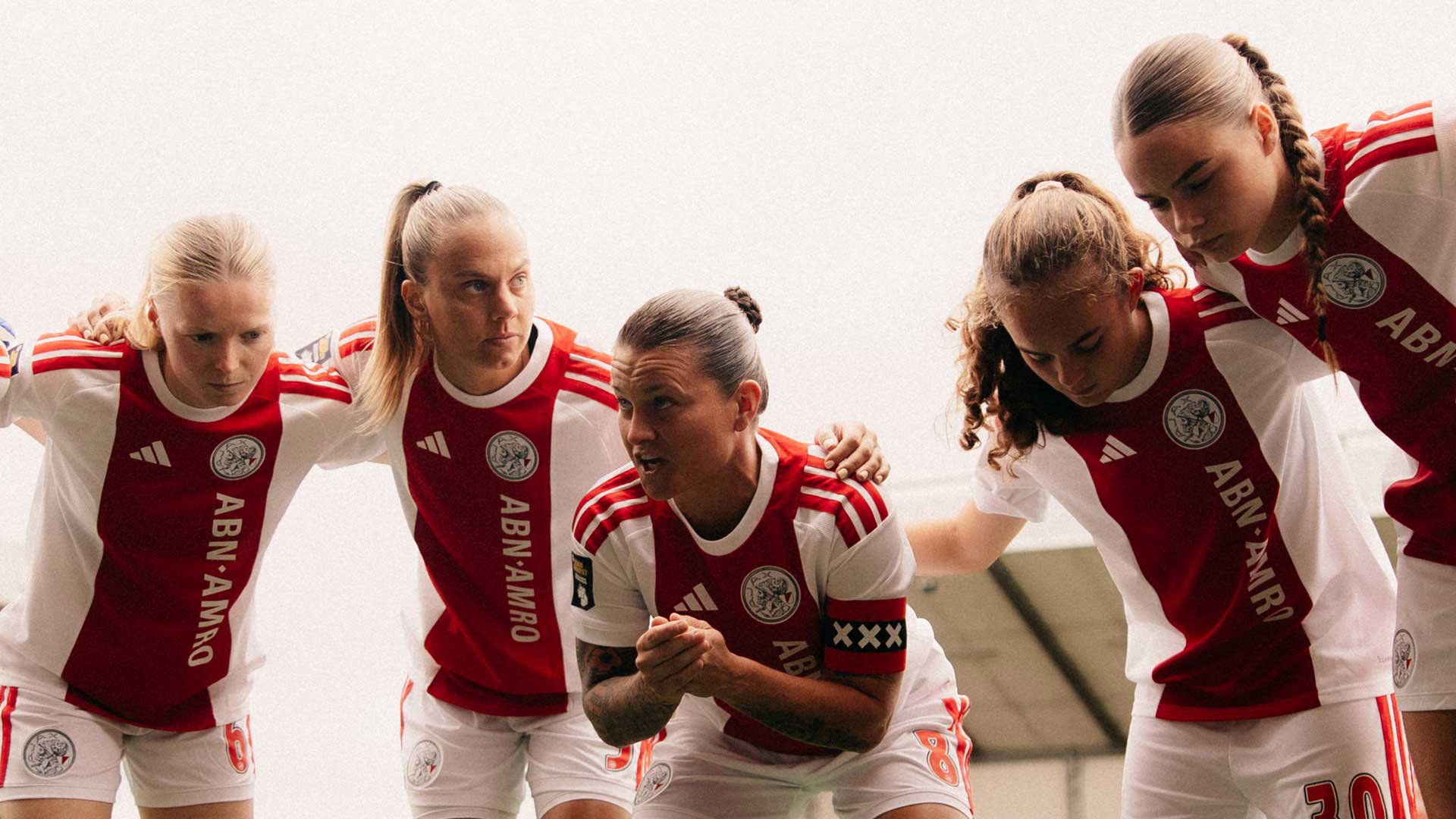 Uwclajaxvrouwen1920