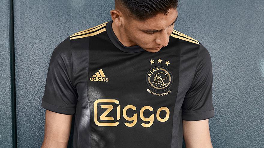 neutrale Ruim halen Ajax en adidas vieren jubileum met 'gouden' Europees tenue