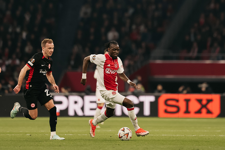 1Traore Dribbe