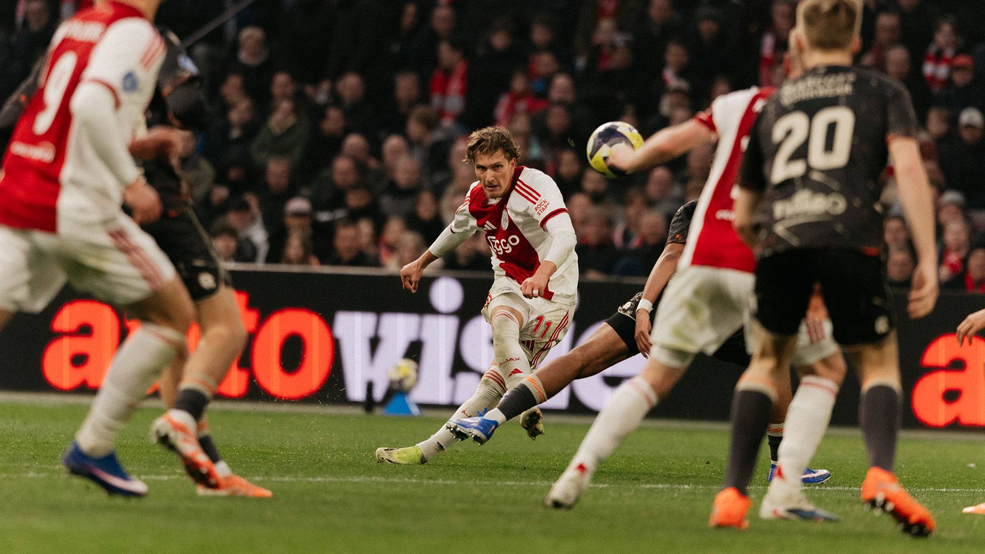 Liveblog Ajax - NEC 21-02-26