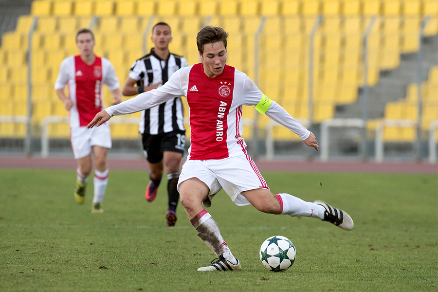 Eiting Aan De Bal 900