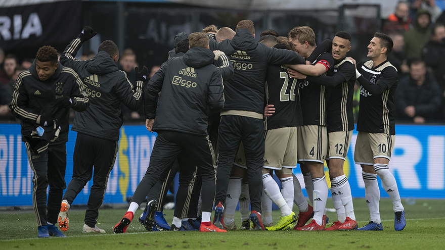 liveblog-klassieker-ajax-druipt-af-in-de-kuip--6