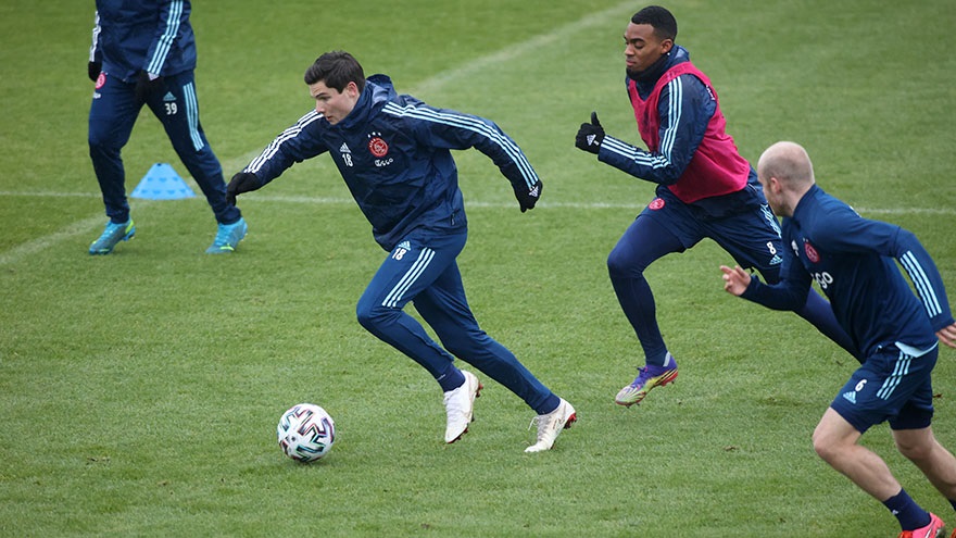 2020 12 11 Ajax Training 0044