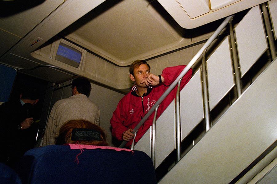 WB Tokyo Heenreis 900