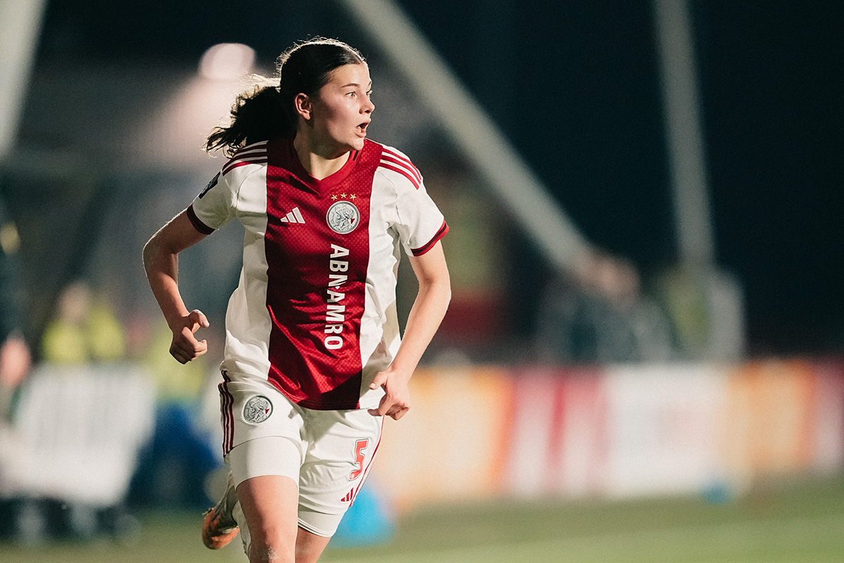 Ajaxaz Vrouwen6