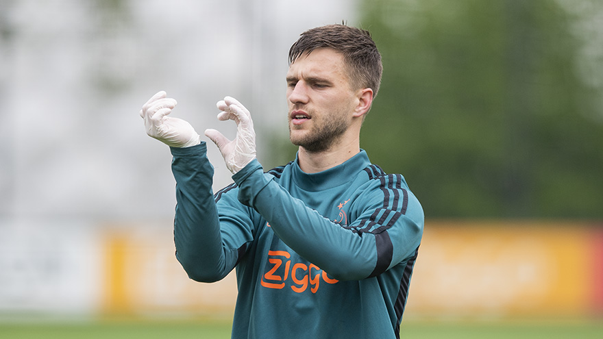 fotos-ajacieden-hervatten-training-in-drietallen-6