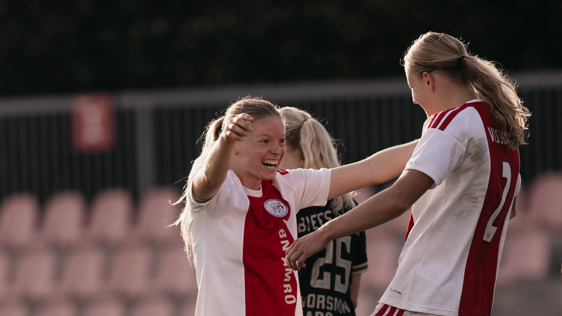 Header Ajax Vrouwen ADO