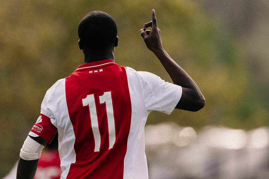 Ajax PSG 11
